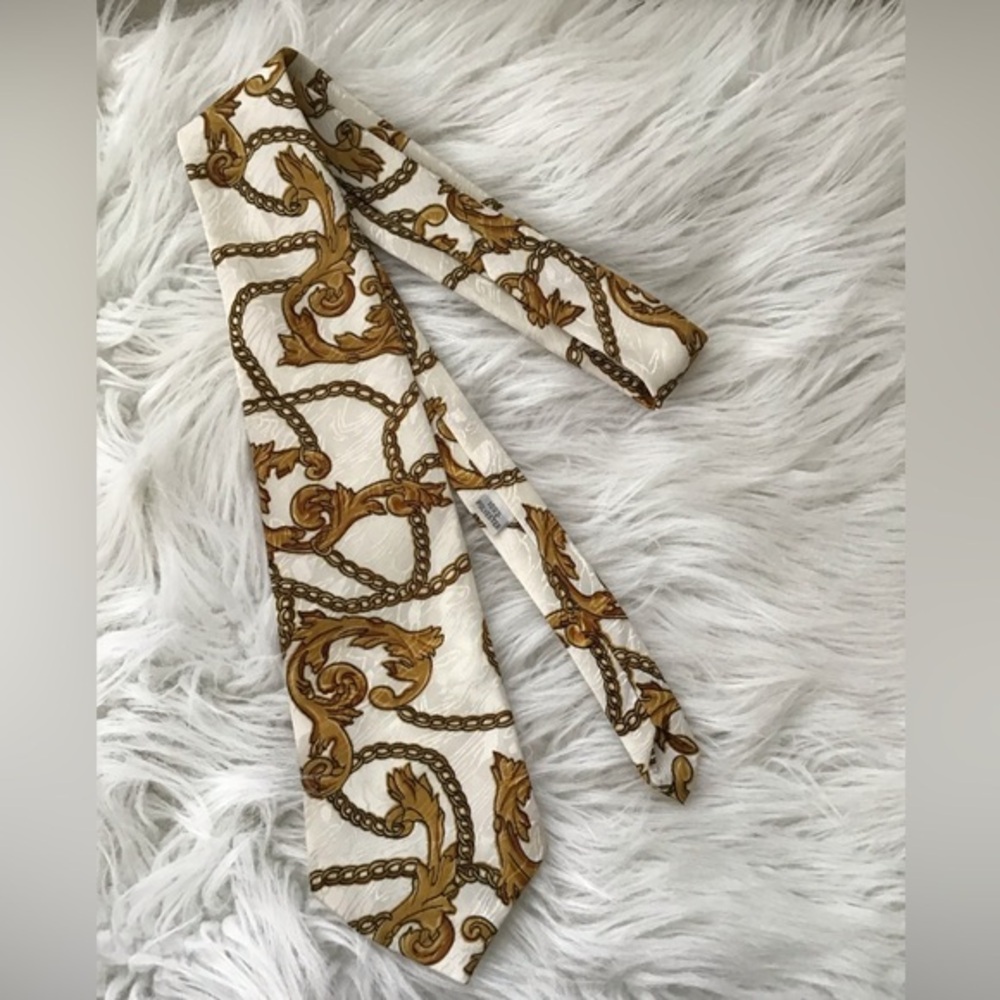 Men’s tie